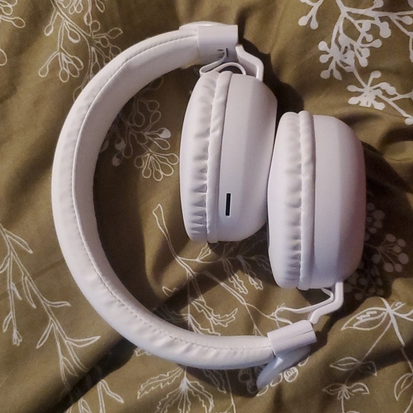 Angel wing bluetooth headphones - Picture 5 of 5